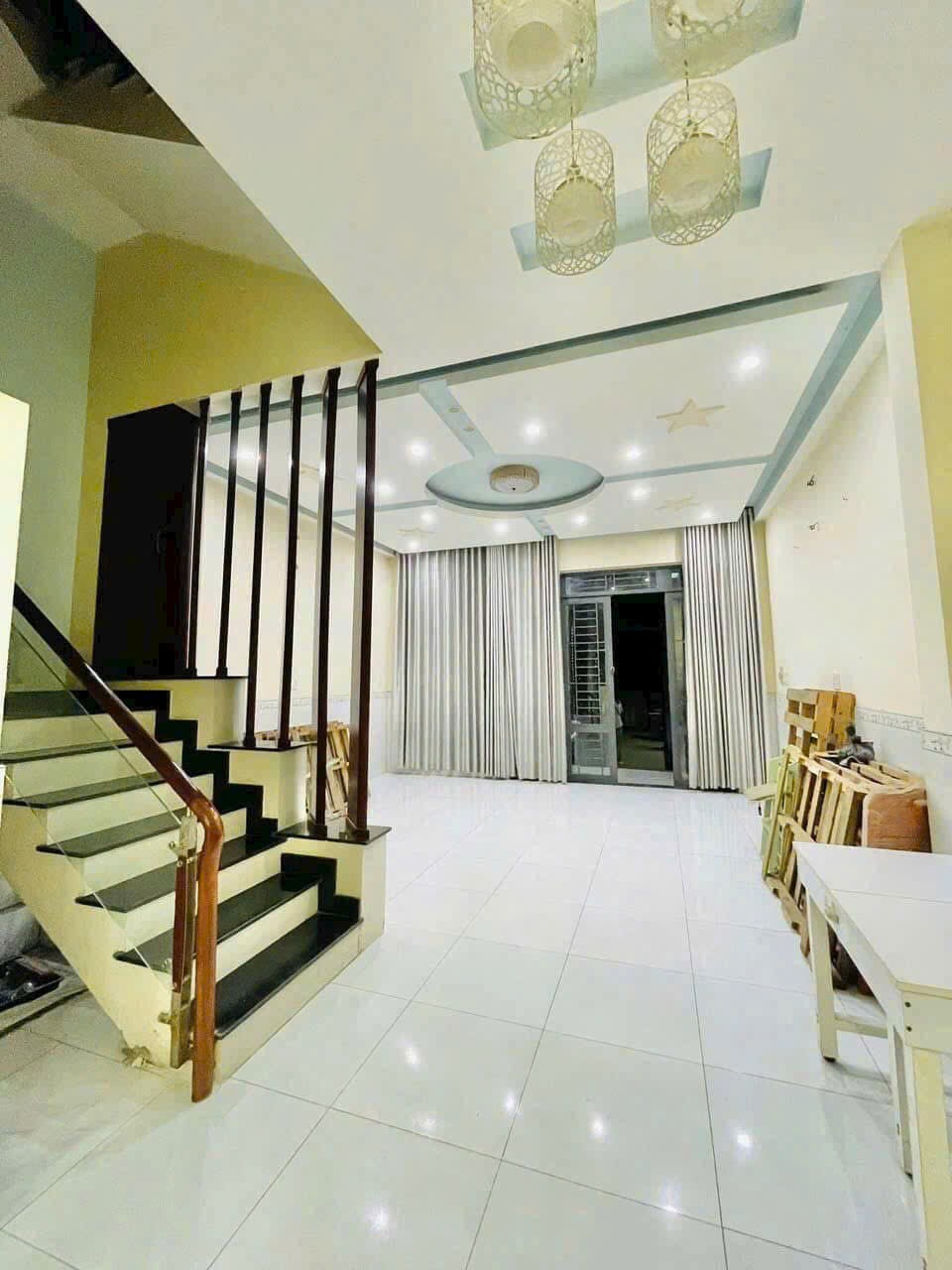Nhà hẻm đường số 3, Bình Hưng Hòa dt 71m2 2 lầu 4pn 3wc giá 6,8 tỷ 6