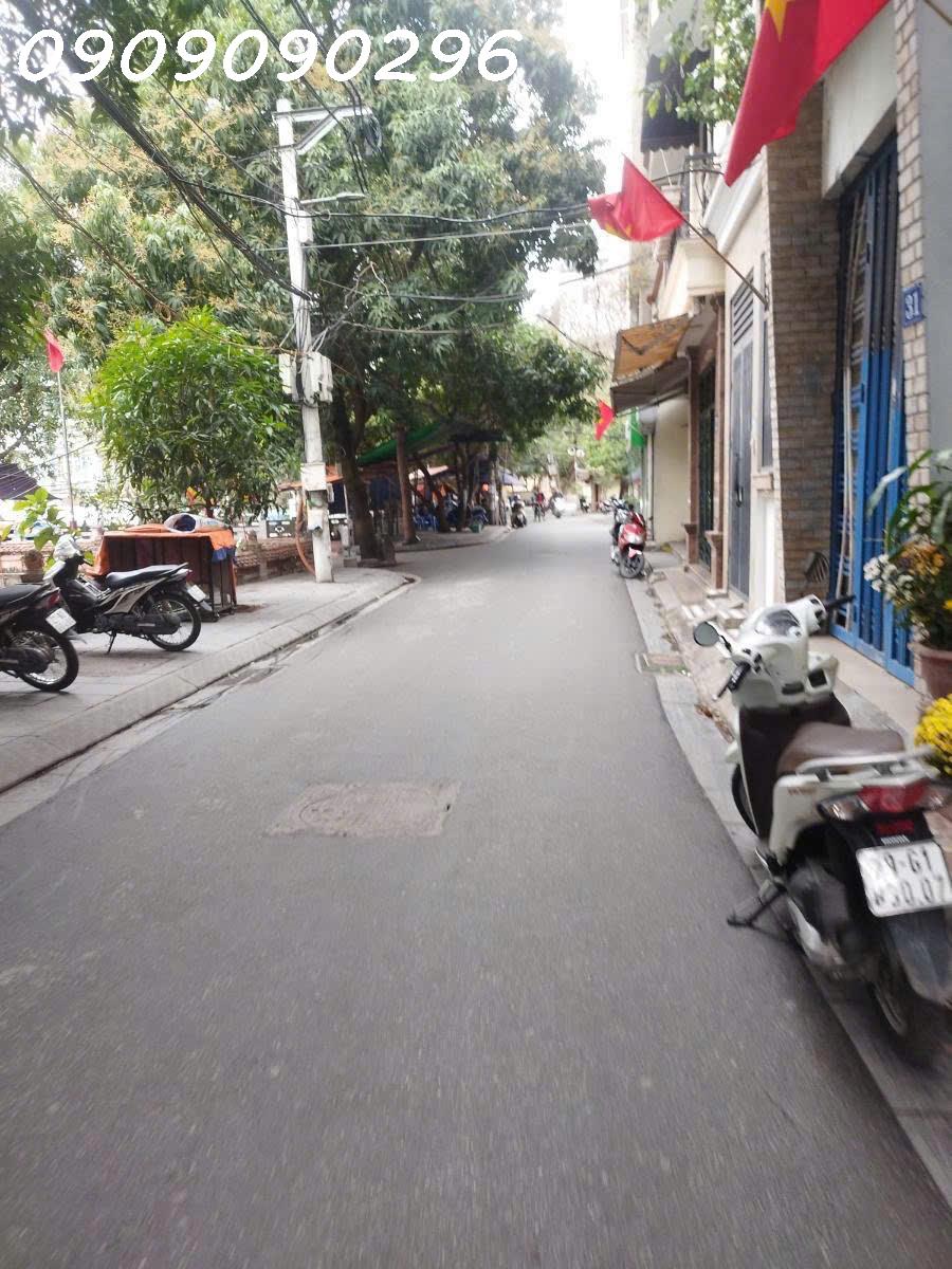 Bán Nhà Đẹp Ngõ 144 Quan Nhân – 40m² x 5 Tầng, Gần gửi oto – Giá 8,85 Tỷ