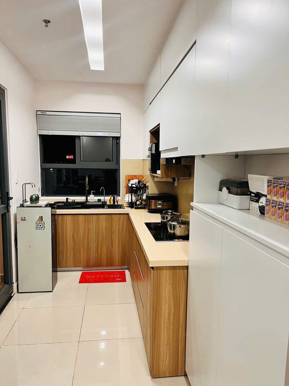 Chủ chuyển chỗ ở cần Bán nhanh Căn hộ cao cấp 3PN CT9 Vĩnh Điềm Trung 2