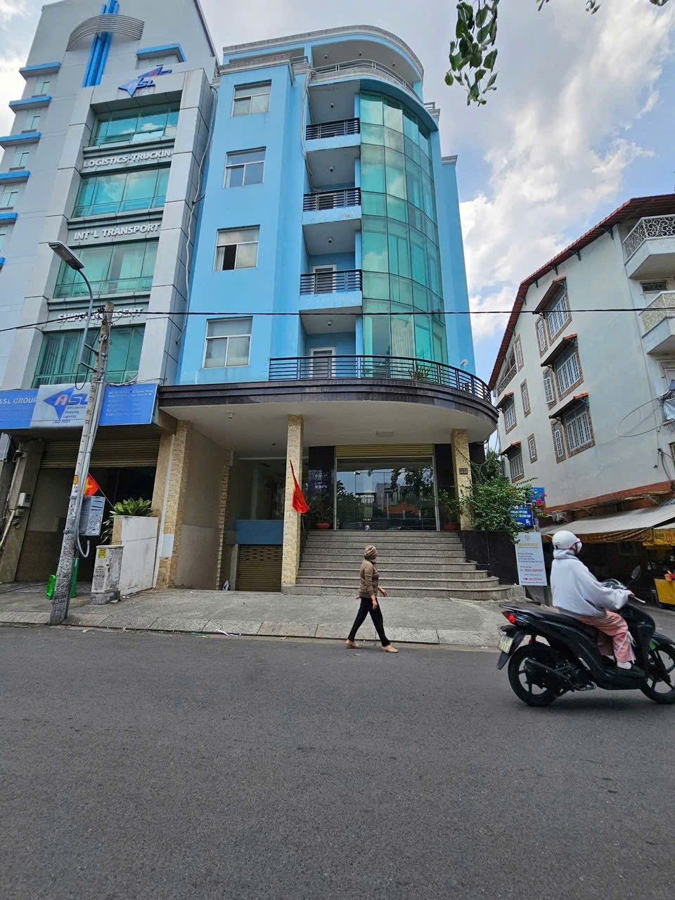 Cho thuê Nhà mặt tiền Phường 25, Bình Thạnh, Diện tích 300m², Giá 75 Triệu/tháng