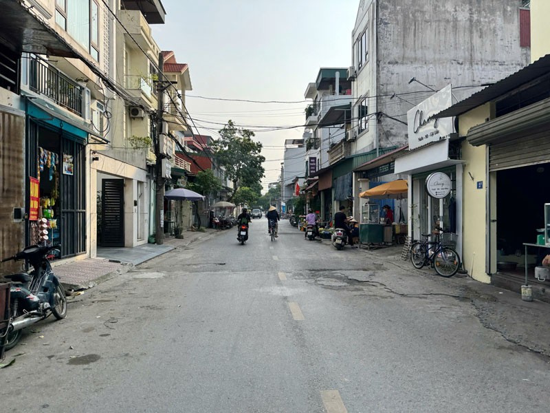 Bán 135m2 đất hai mặt đường tại ngõ 80 Hoa Lâm, Việt Hưng – Tiềm năng kinh doanh vô hạn, gần Big C 2