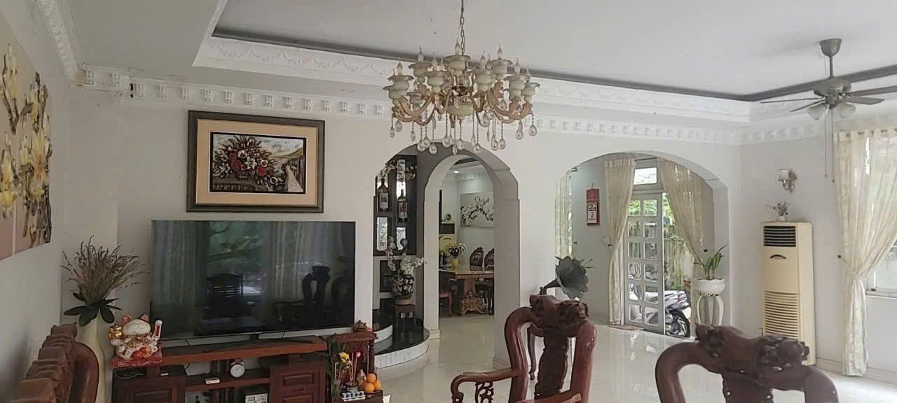 Cần bán Biệt thự Dĩ An, Bình Dương, Diện tích 240m², Giá 24.5 Tỷ 7