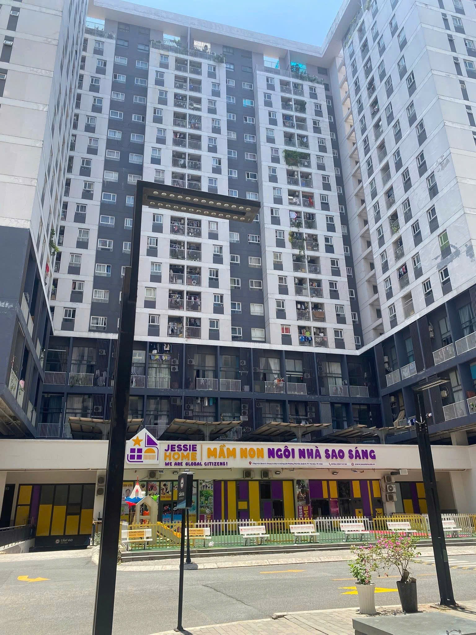 Cần bán Nhà mặt tiền Phường Phú Hữu, Quận 9, Diện tích 67m², Giá 4.5 Tỷ 7