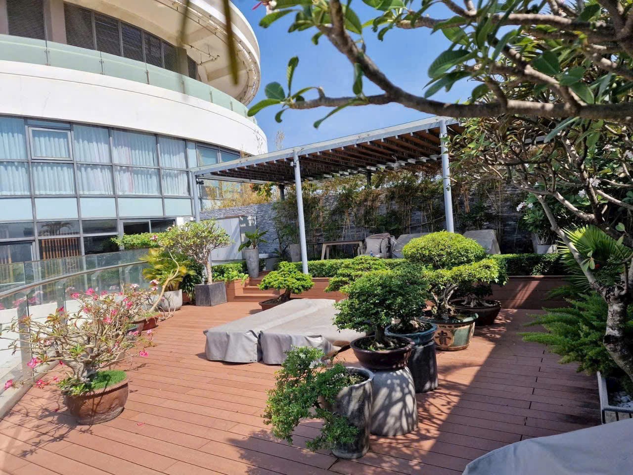 Cho thuê Căn hộ chung cư Bình Thạnh, Hồ Chí Minh, Diện tích 400m², Giá 170 Triệu/tháng
