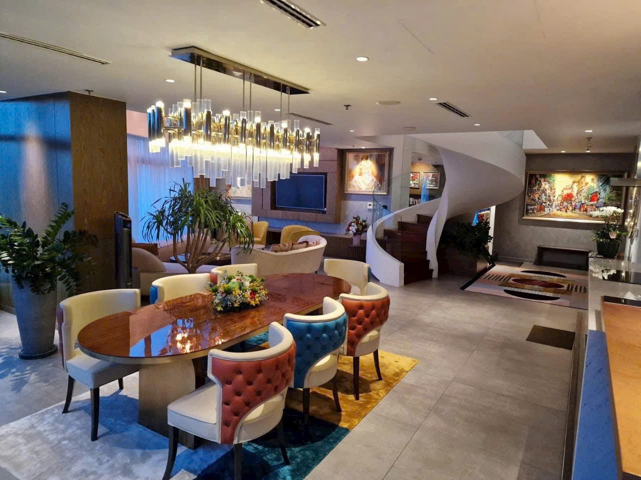 Cho thuê Căn hộ chung cư Bình Thạnh, Hồ Chí Minh, Diện tích 400m², Giá 170 Triệu/tháng 2