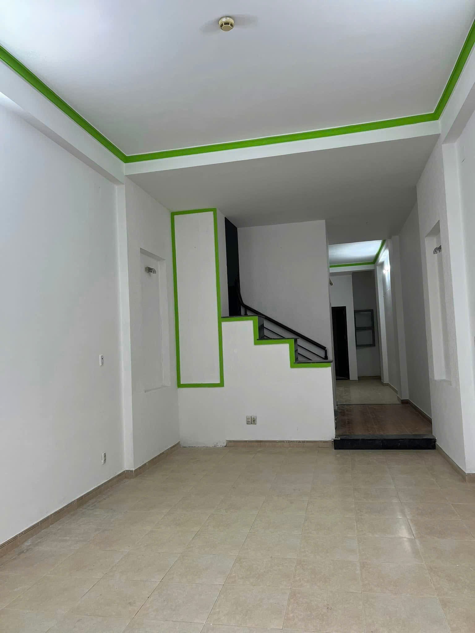 Cho thuê nhà đường Phan Huy Thực,Quận 7 dt 4x20m,1 lầu,3PN Giá 20 Tr/th