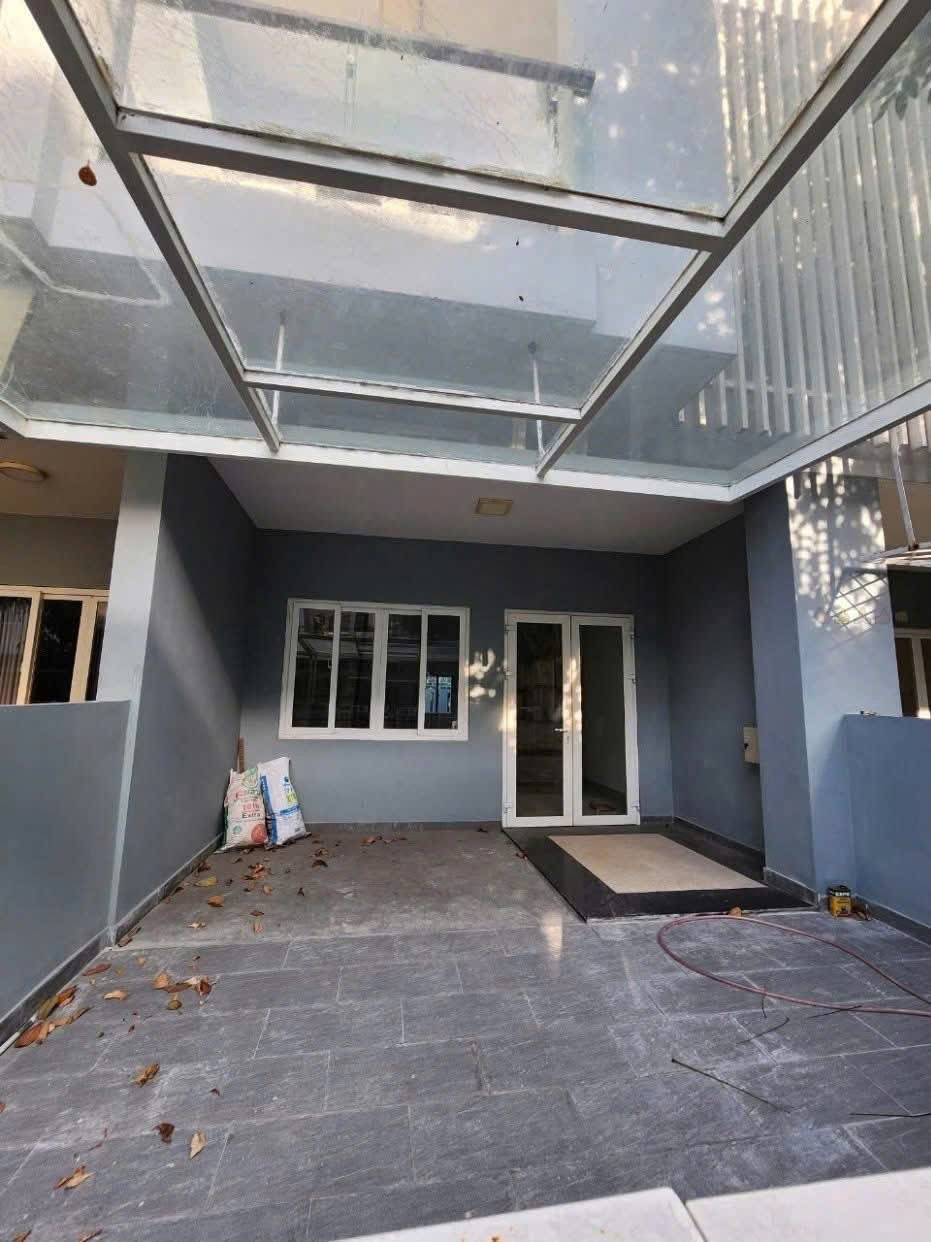Cần bán Nhà mặt tiền Phường Phước Long B, Quận 9, Diện tích 85m², Giá 8.5 Tỷ 5