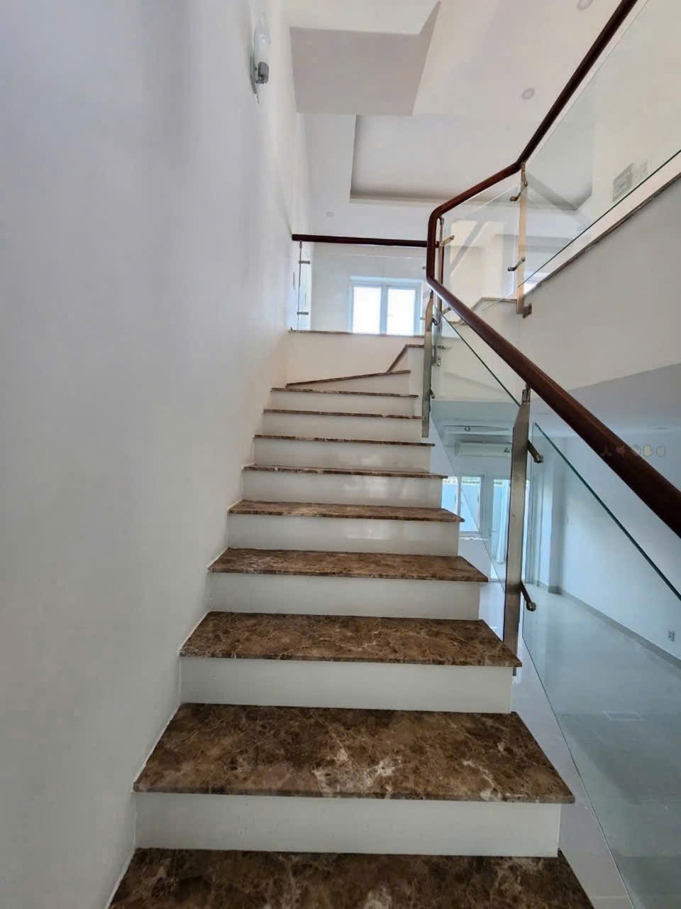 Cần bán Nhà mặt tiền Phường Phước Long B, Quận 9, Diện tích 85m², Giá 8.5 Tỷ 2