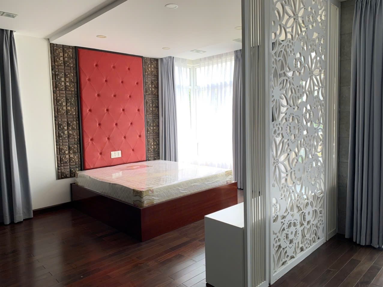 Cho thuê Biệt thự Quận 9, Hồ Chí Minh, Diện tích 170m², Giá 25 Triệu/tháng
