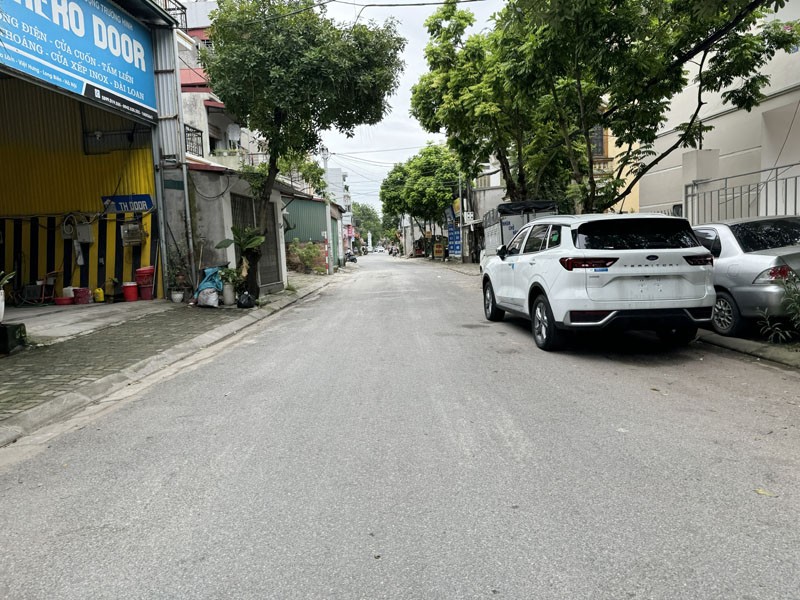 Bán nhà cấp 4 mặt ngõ 80 Hoa Lâm, Long Biên - 62,9m2 ô tô tránh, kinh doanh sầm uất 2