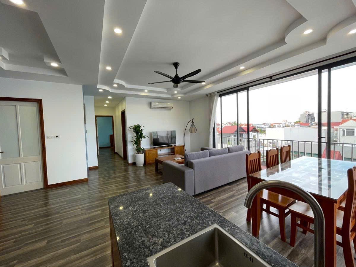Cần bán Nhà mặt tiền đường Âu Cơ, Phường Quảng An, Diện tích 150m², Giá 51 Tỷ 7