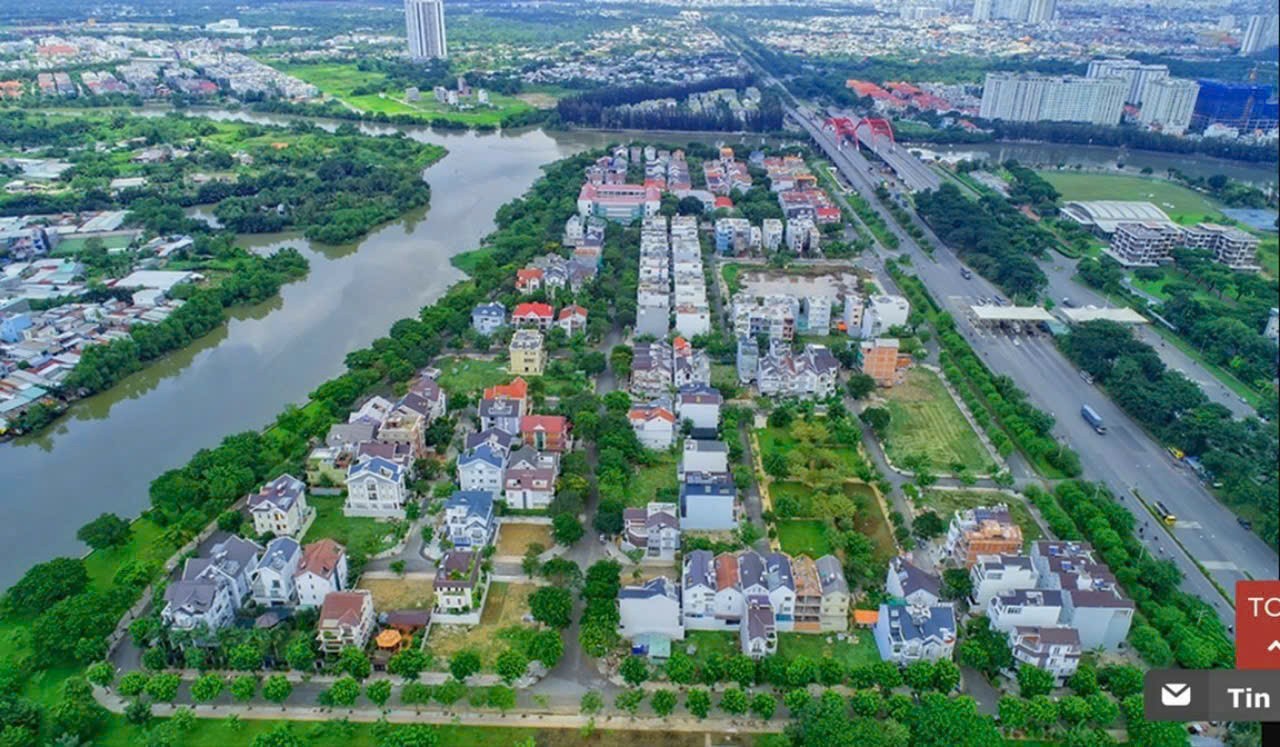 Cần bán Đất Phường Tân Phong, Quận 7, Diện tích 126m², Giá 145 Triệu/m²