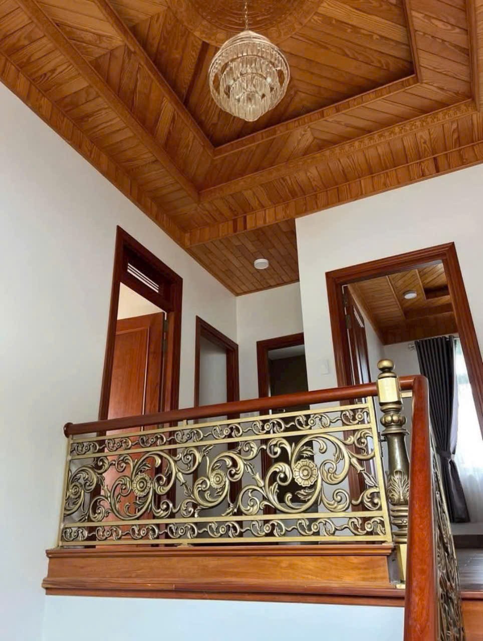 BÁN VILLA - BIỆT THỰ SÂN VƯỜN ĐƯỜNG YERSIN PHƯỜNG 9 TP ĐÀ LẠT 2