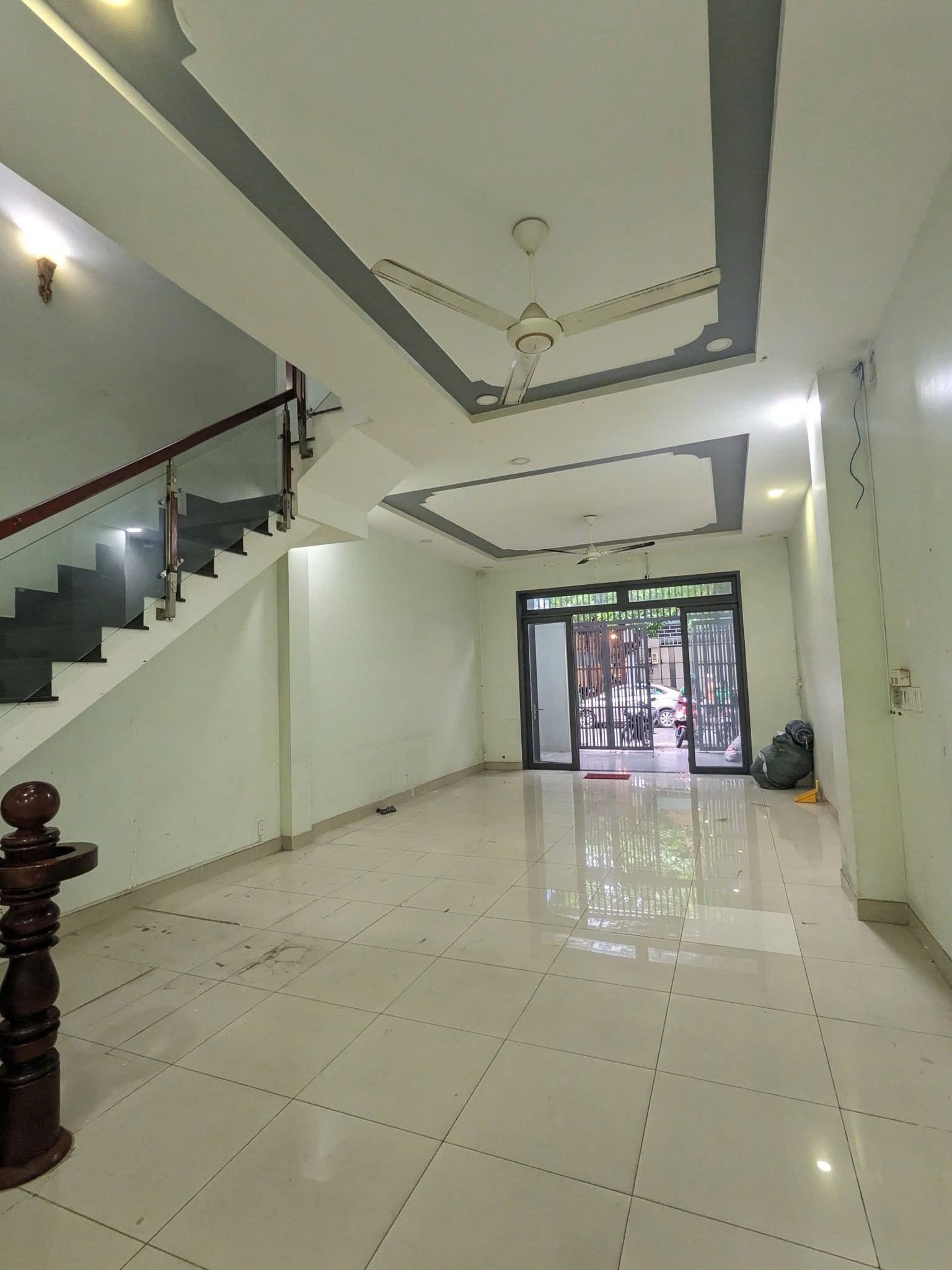 Cho thuê Nhà mặt tiền Phường Phước Long B, Quận 9, Diện tích 100m², Giá 20 Triệu/tháng 6