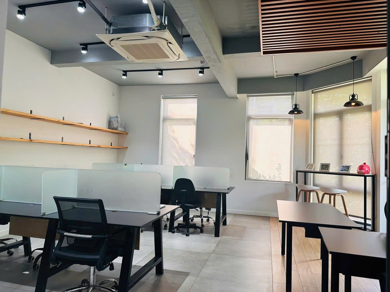 Cần bán Nhà mặt tiền Quận 9, Hồ Chí Minh, Diện tích 185m², Giá 18 Tỷ 10