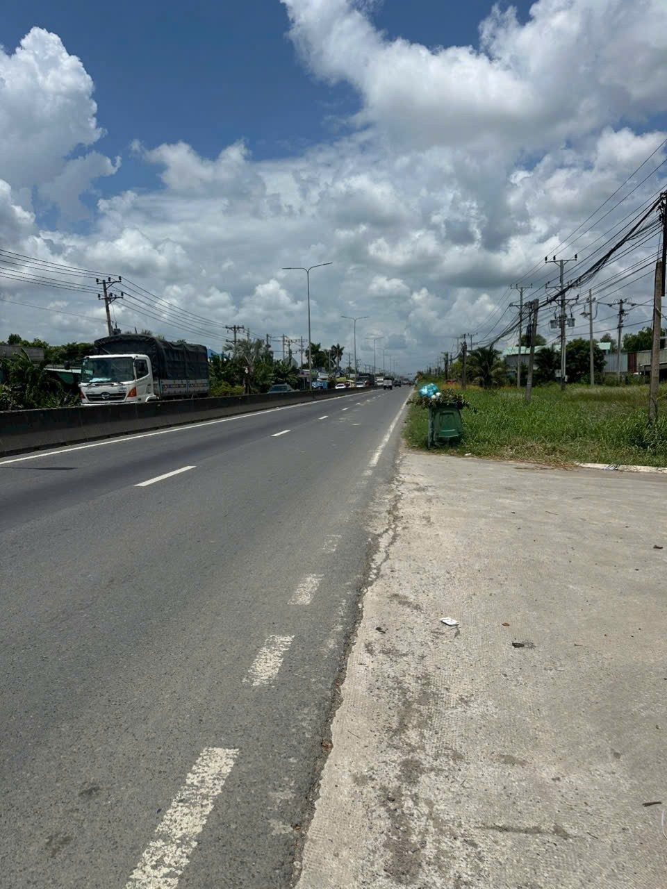 1700m2 đất vườn ấp 7 xã Lương Hòa , Bến Lức, Long An giá 4 tỷ 2