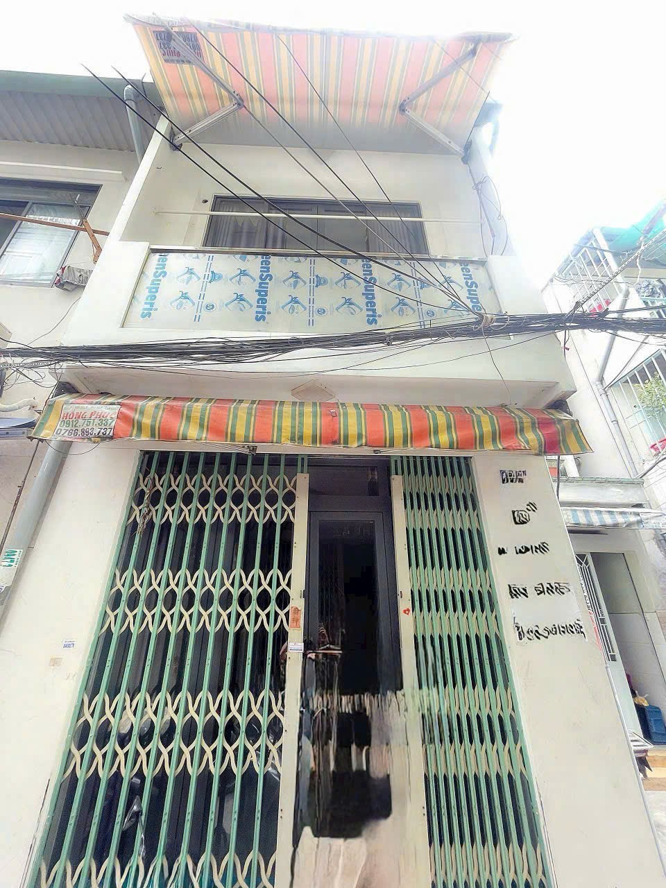 Nhà hẻm 103/...Lò Siêu p16 q11 dt 19,6m2 1 lầu 2pn 2wc giá 2,4 tỷ