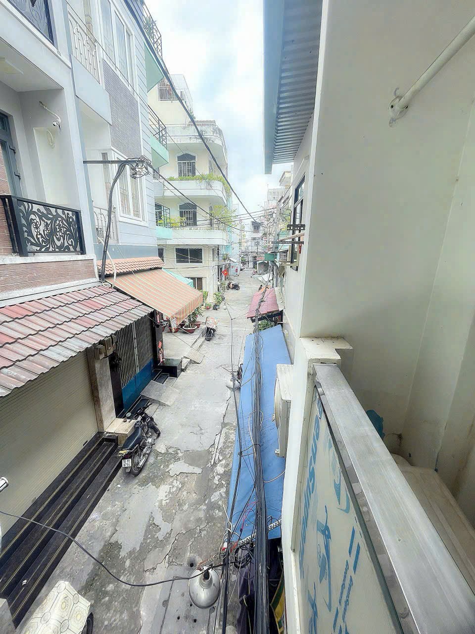 Nhà hẻm 103/...Lò Siêu p16 q11 dt 19,6m2 1 lầu 2pn 2wc giá 2,4 tỷ 3