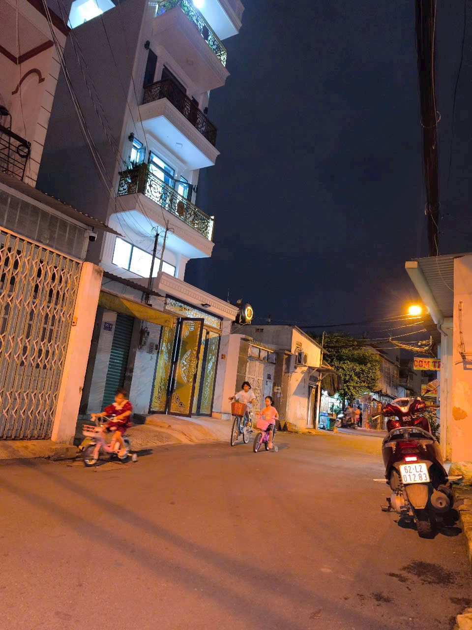 MBKD MẶT TIỀN HÀ ĐẶC, TRUNG MỸ TÂY, QUẬN 12 NGANG 4.5 VỊ TRÍ ĐẸP