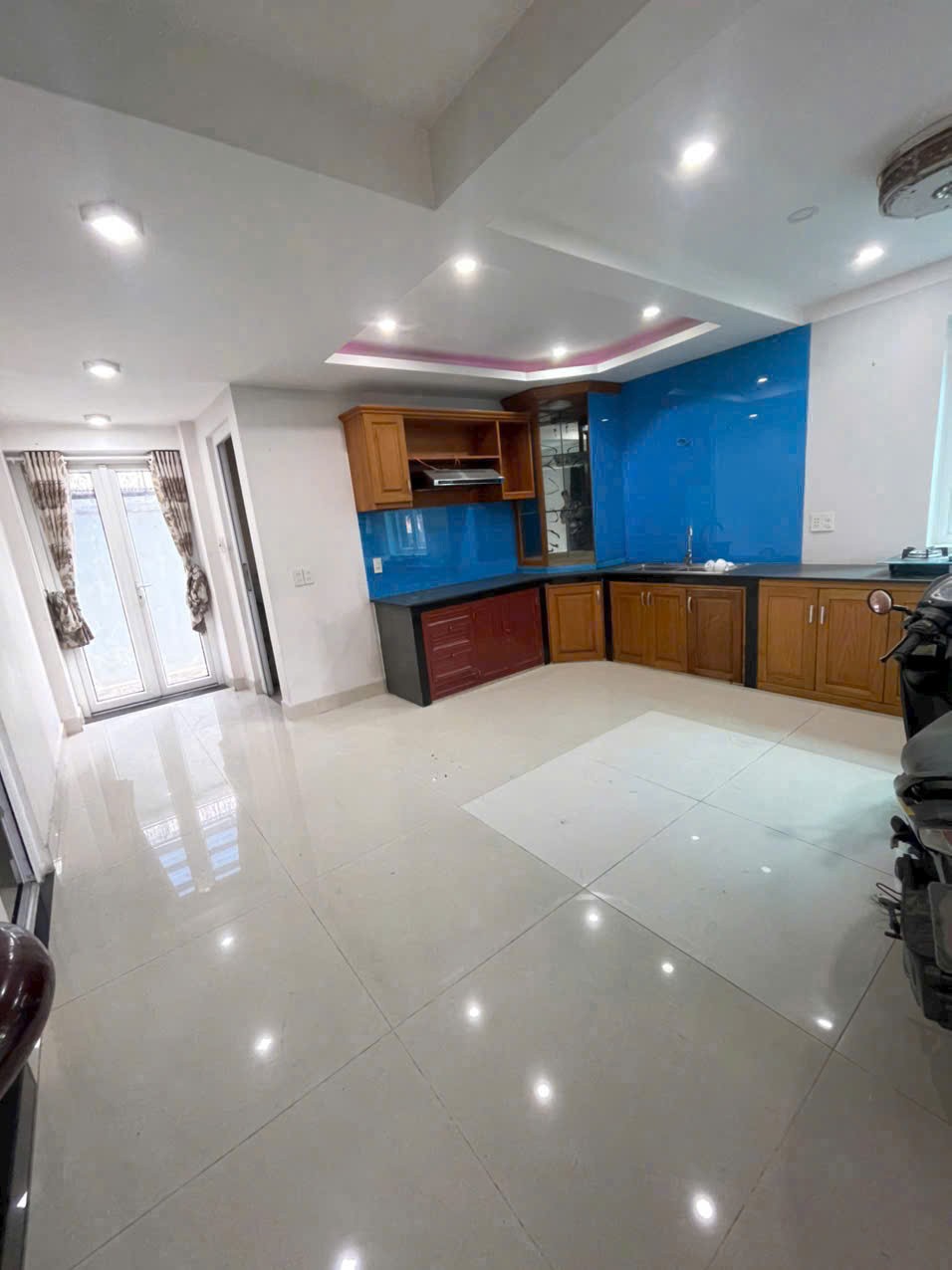 Cần bán Nhà mặt tiền Phường Hiệp Bình Chánh, Thủ Đức, Diện tích 200m², Giá 016.99 Tỷ