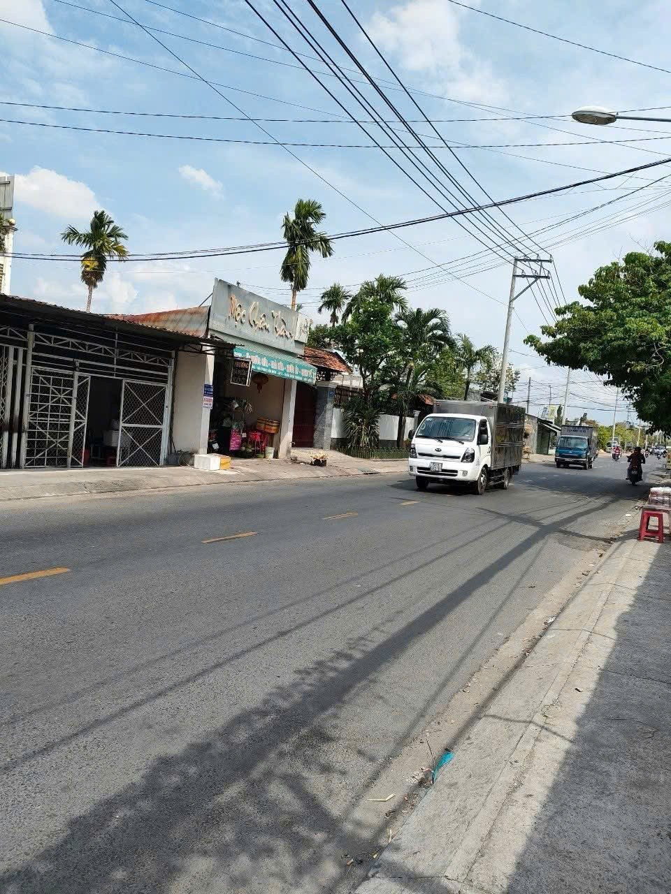 MẶT TIỀN PHAN VĂN HỚN – NHÀ 2 LẦU BTCT, NGANG 5M DÀI 50M – KINH DOANH ĐA NGÀNH 2
