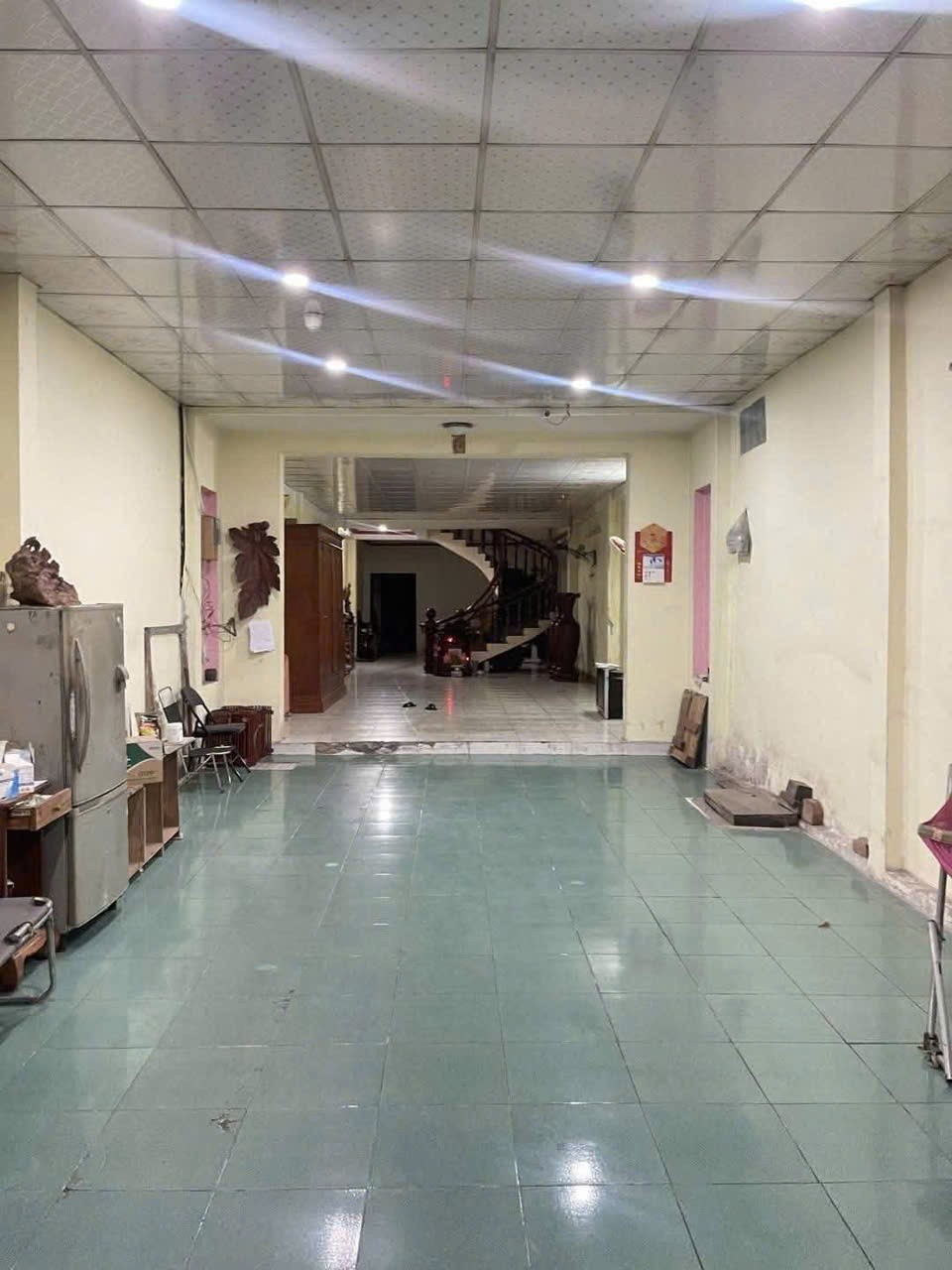 MẶT TIỀN PHAN VĂN HỚN – NHÀ 2 LẦU BTCT, NGANG 5M DÀI 50M – KINH DOANH ĐA NGÀNH 4