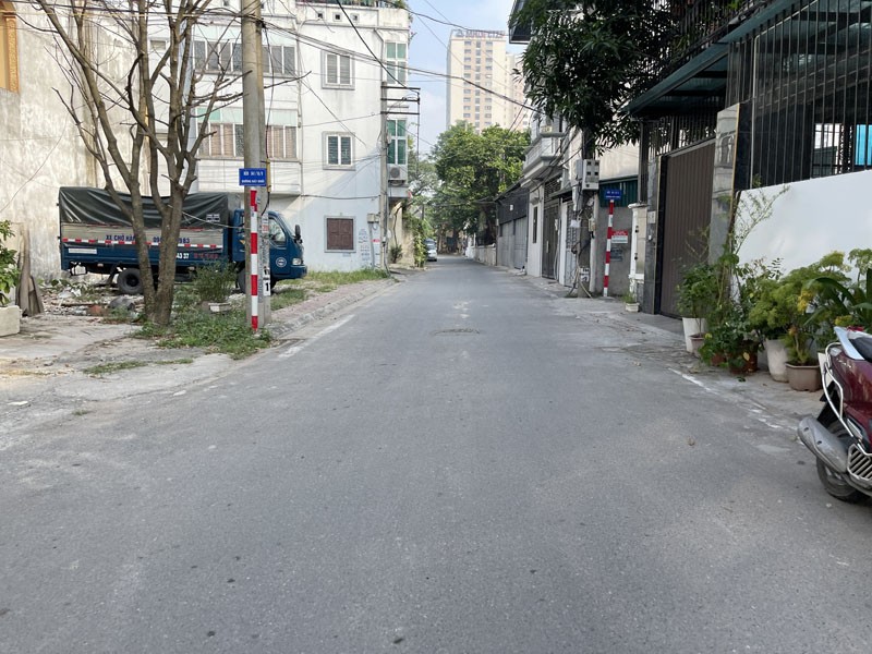 Cần bán 52m2 đất tổ 8 Thạch Bàn, đường ô tô tránh, đối diện trường học, sân chơi 3