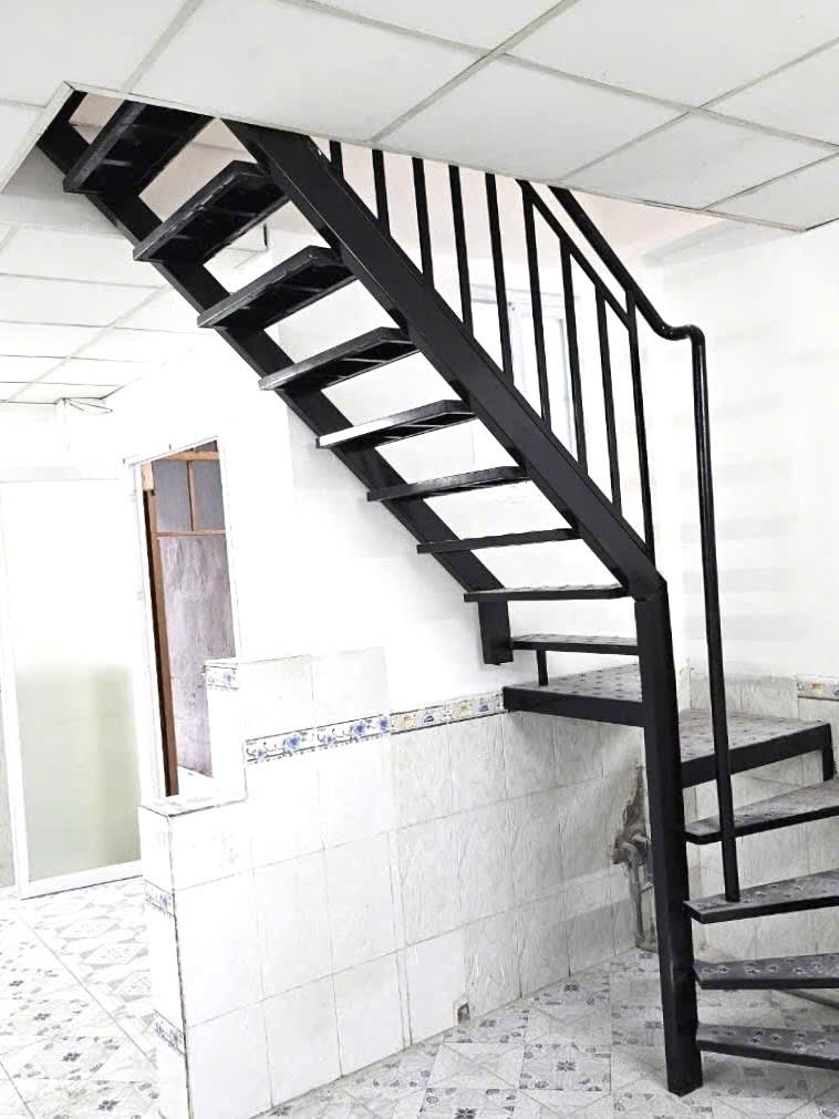 BÁN NHÀ 2 TẦNG, 37M2, ĐỖ XUÂN HỢP, PHƯỚC LONG B, Q.9 - GIÁ CHỈ 2.9 TỶ - SỔ HỒNG CHÍNH CHỦ 5