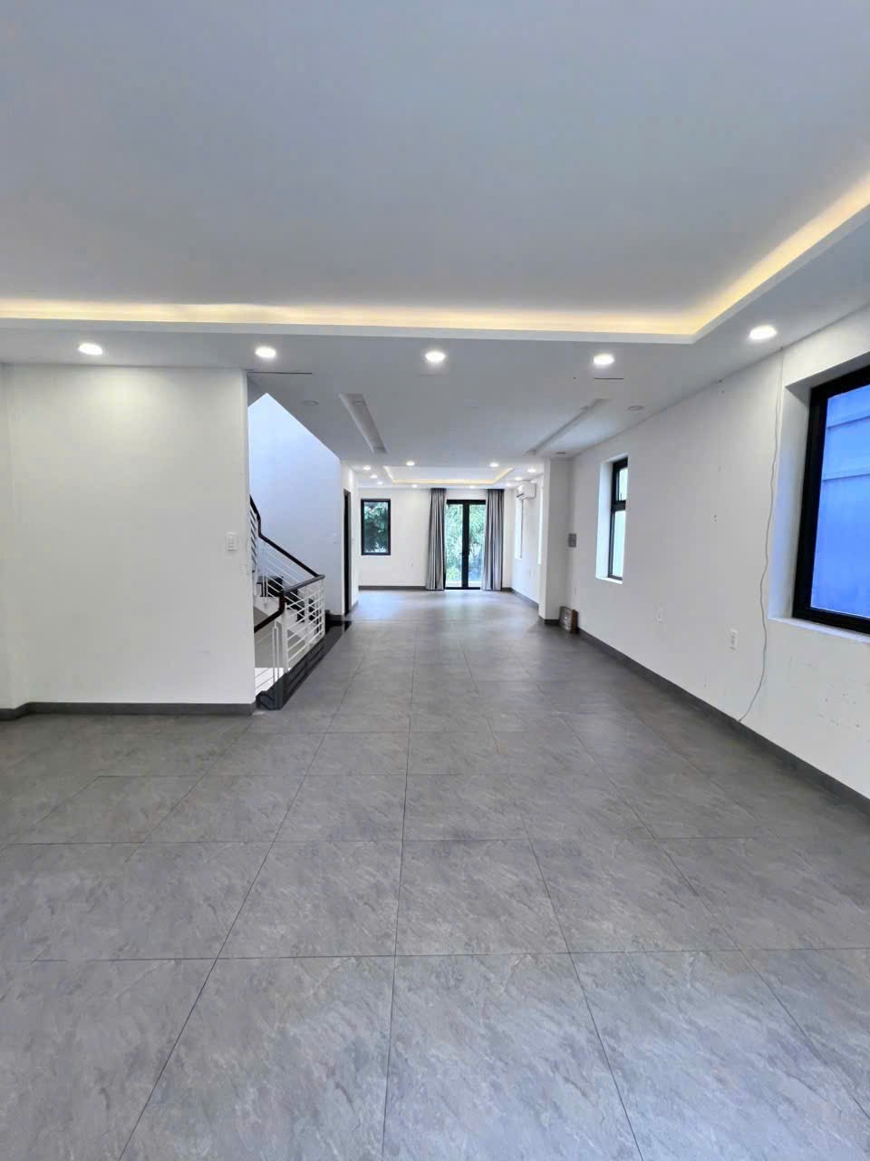 Cho thuê Biệt thự Phường An Phú, Quận 2, Diện tích 176m², Giá Thương lượng 5