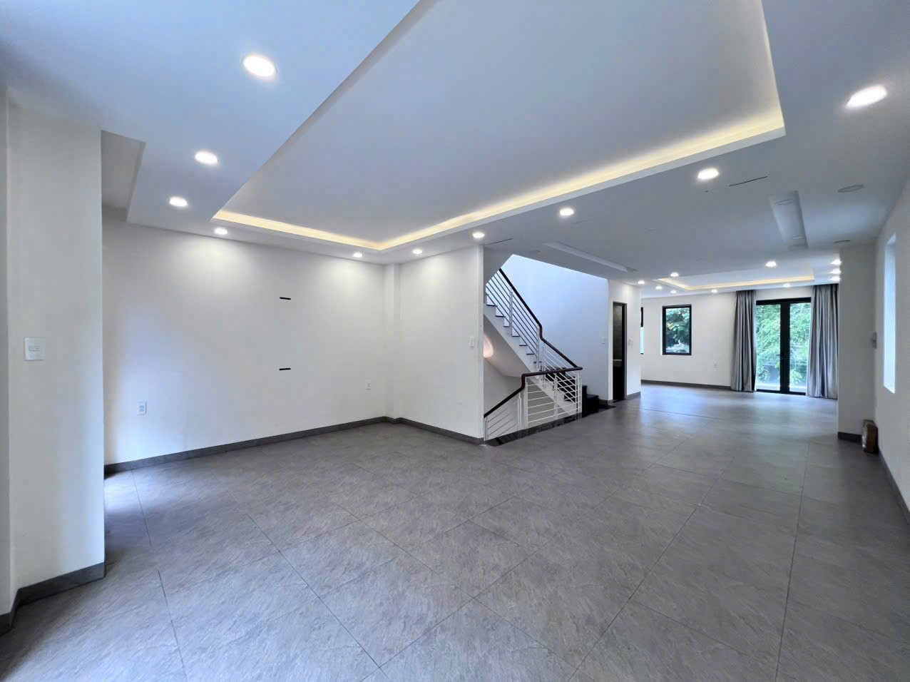 Cho thuê Biệt thự Phường An Phú, Quận 2, Diện tích 176m², Giá Thương lượng 6