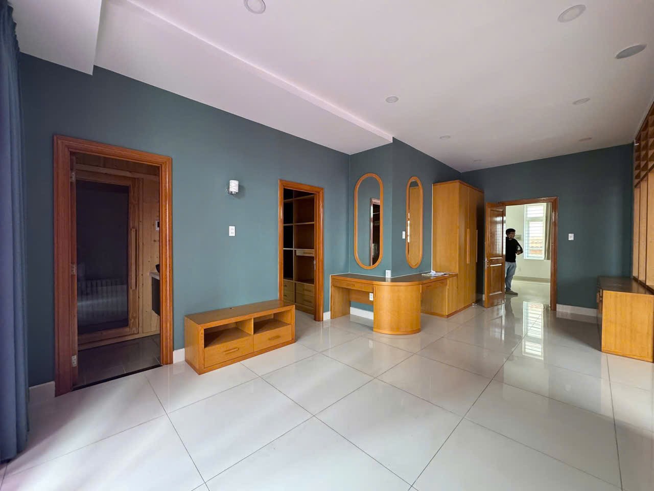 Cho thuê Biệt thự Phường Thảo Điền, Quận 2, Diện tích 333m², Giá Thương lượng 8