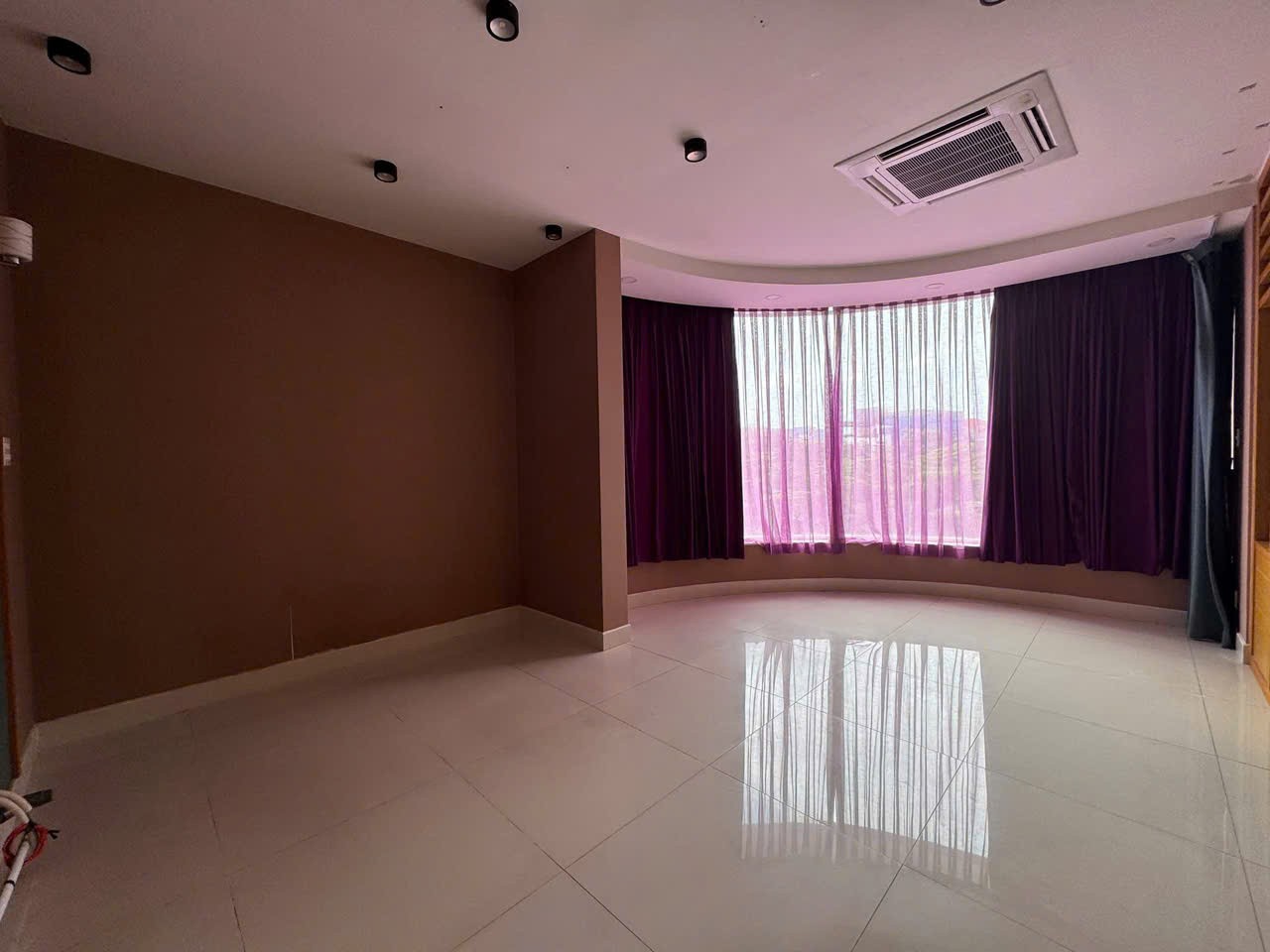 Cho thuê Biệt thự Phường Thảo Điền, Quận 2, Diện tích 333m², Giá Thương lượng 7