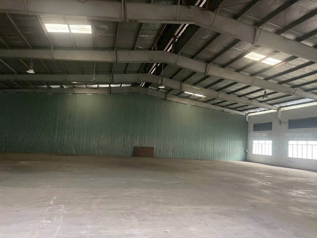 Xưởng KCN Tân Đức, xã Đức Hòa Hạ, Đức Hòa tổng dt 8500m2 giá 56 tỷ 3