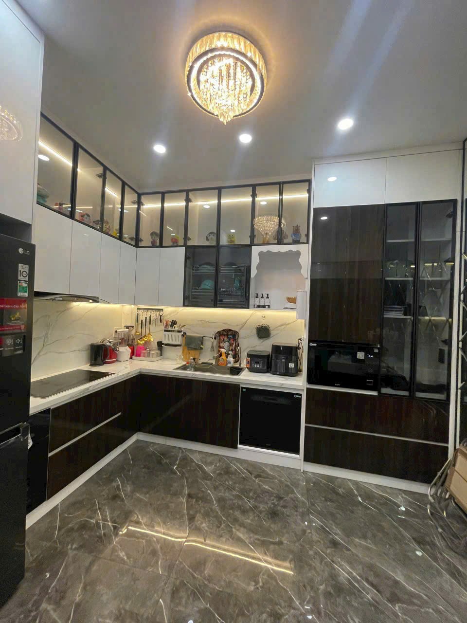 Nhà hẻm cư xá Độc Lập, p Tân Quý, q Tân Phú dt 60m2 2 lầu 4pn4wc giá 9 tỷ 3