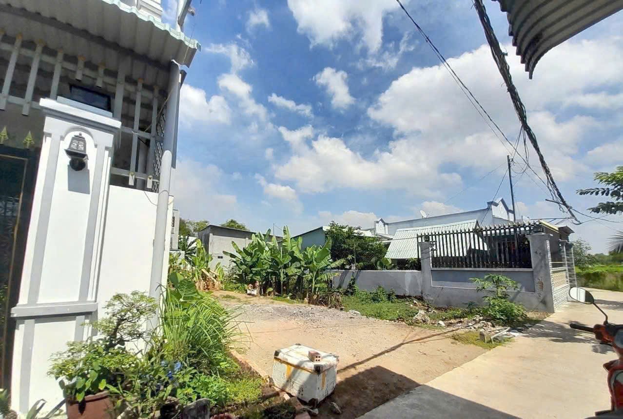 100m2 thổ cư hẻm beton xe ba gác xã Phước Hậu, Cần Giuộc giá 1 tỷ 3