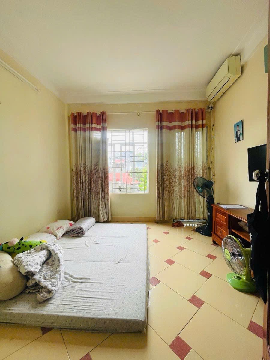 : BÁN NHÀ KHUẤT DUY TIẾN  - Ô TÔ TẢI ĐỖ CỬA - THANG MÁY- NHÀ ĐẸP FULL NỘI THẤT 35m giá chỉnh 10 tỷ