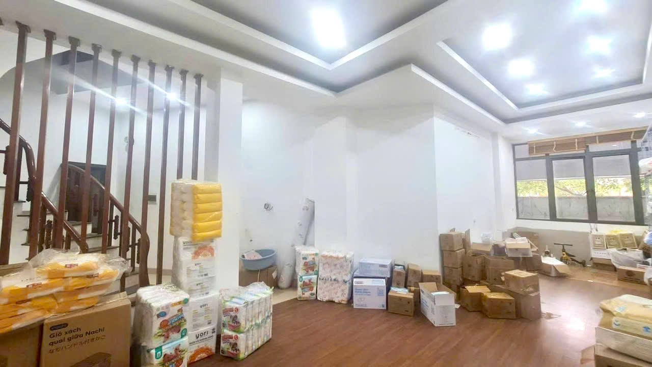 Phân lô quân đội,  Vương Thừa Vũ, Thanh Xuân. 52m2, 5 tầng, giá 13,8 tỷ. Kinh doanh, ô tô tránh. 4