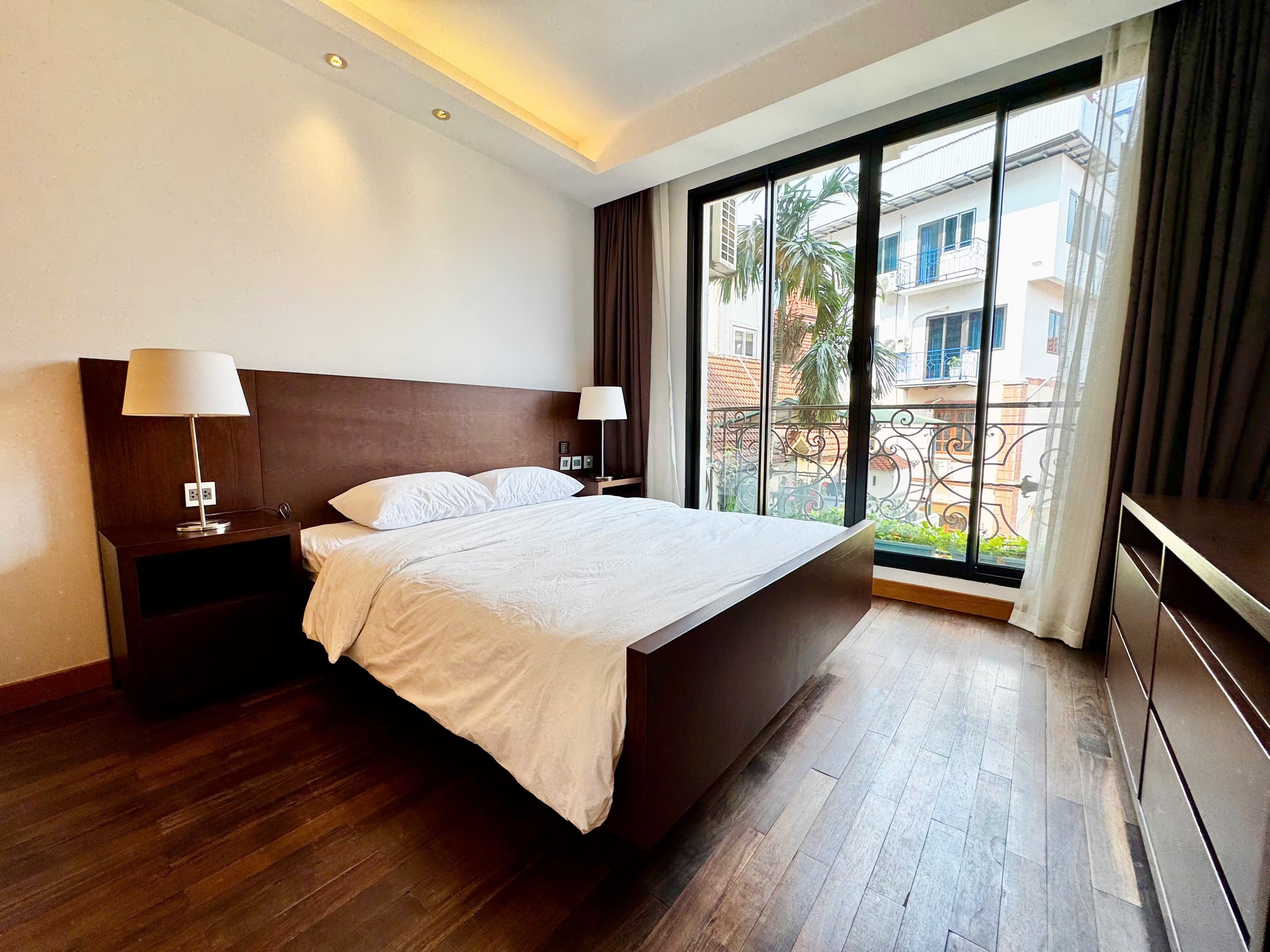 Cho thuê căn hộ cao cấp tại Tô Ngọc Vân, Tây Hồ, 3PN, đầy đủ nội thất đẹp, hiện đại, sang trọng 7