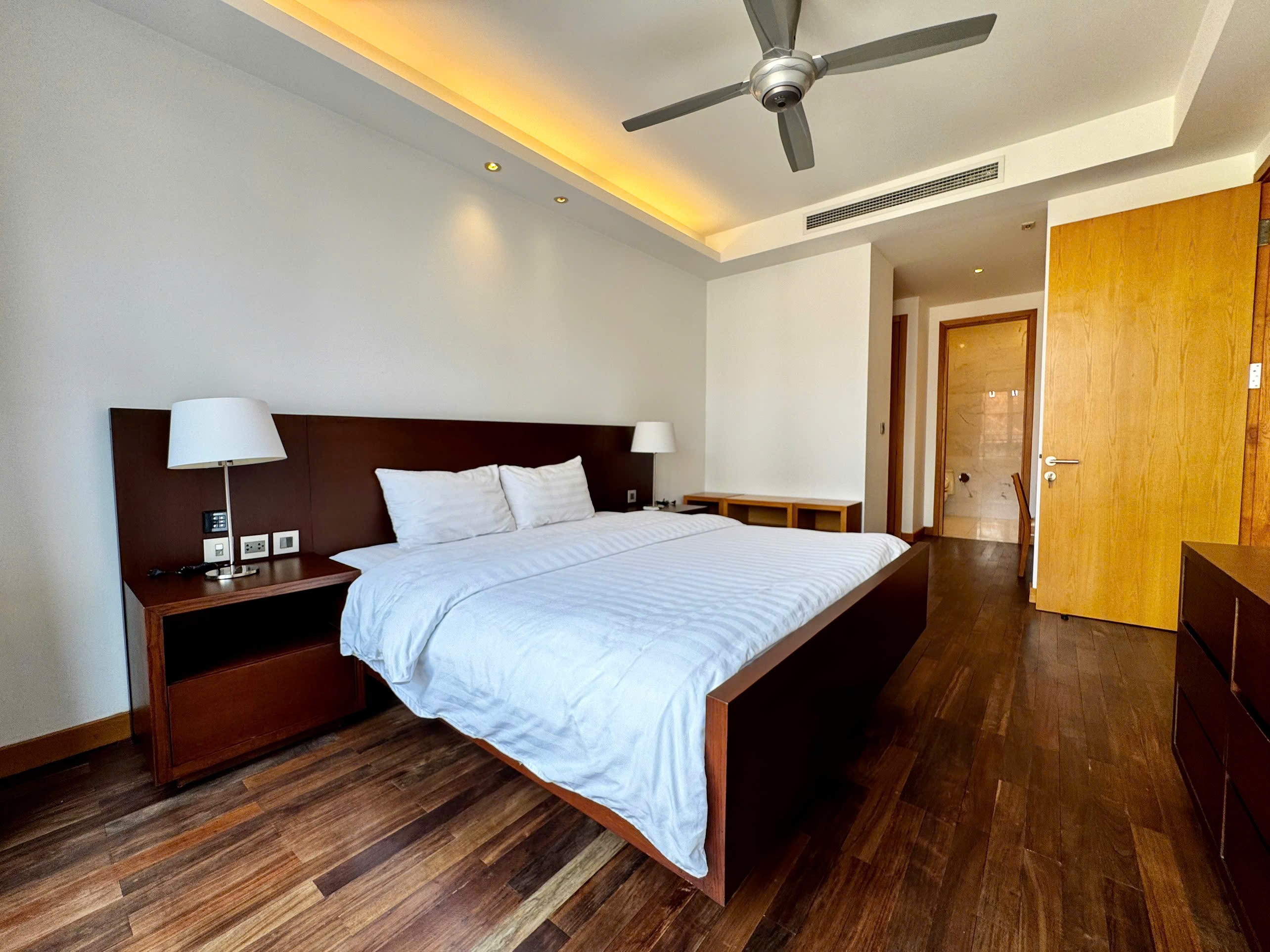 Cho thuê căn hộ cao cấp tại Tô Ngọc Vân, Tây Hồ, 3PN, đầy đủ nội thất đẹp, hiện đại, sang trọng 5