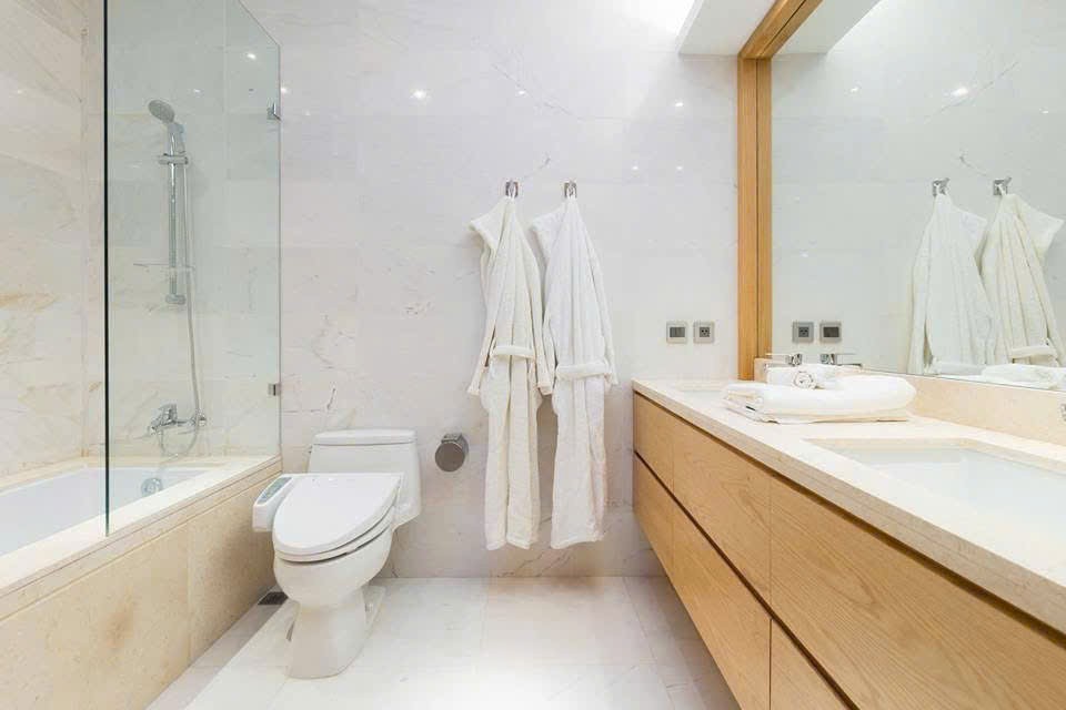 Cho thuê căn hộ cao cấp tại Tô Ngọc Vân, Tây Hồ, 2PN, đầy đủ nội thất hiện đại, sang trọng 4