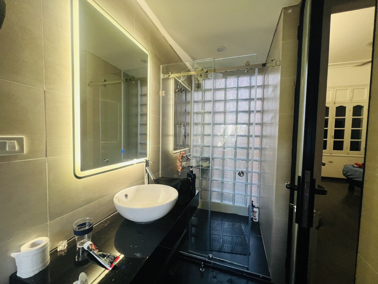 Cho thuê nhà riêng với sân vườn rộng, tổng 260m2, 4PN tại Đặng Thai Mai, Tây Hồ 12