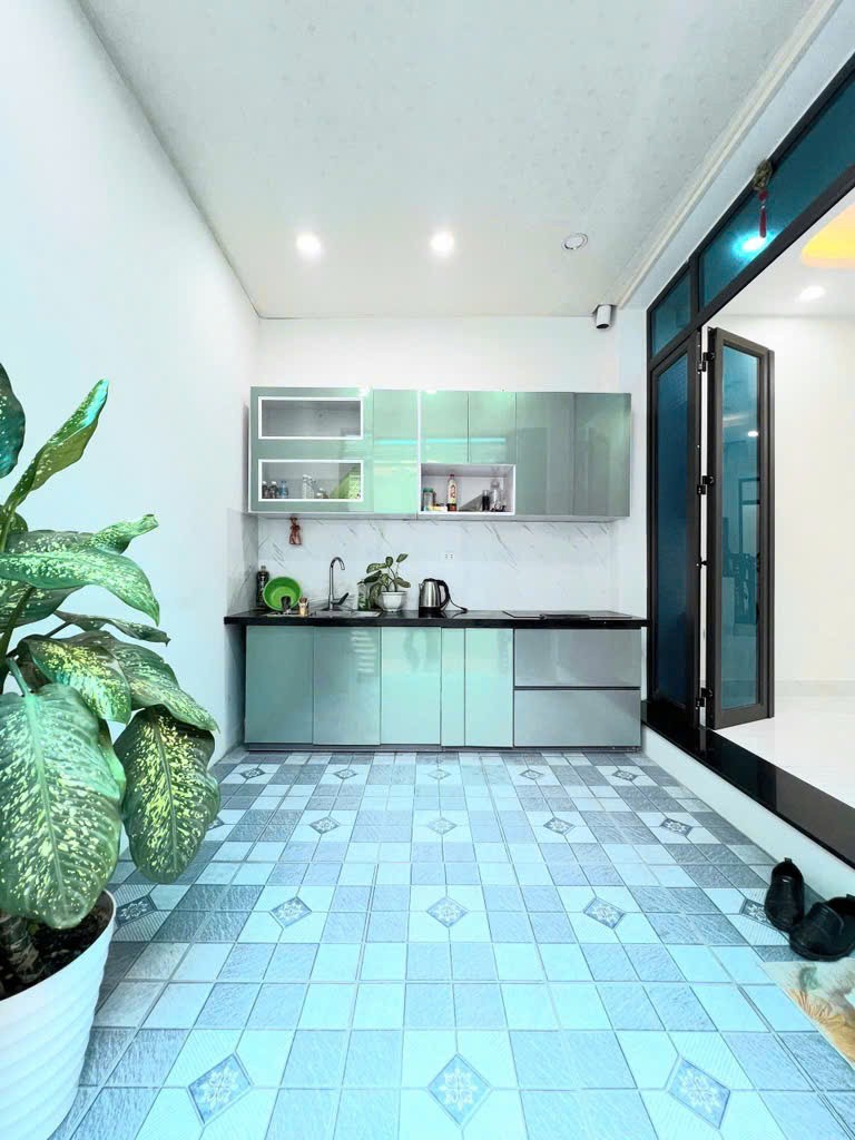 Bán Nhà Tân Mai Ô Tô Đỗ Cửa 45m 2 Tầng 3 Ngủ Giá 4.28 Tỷ Sổ Đỏ Chính Chủ 5