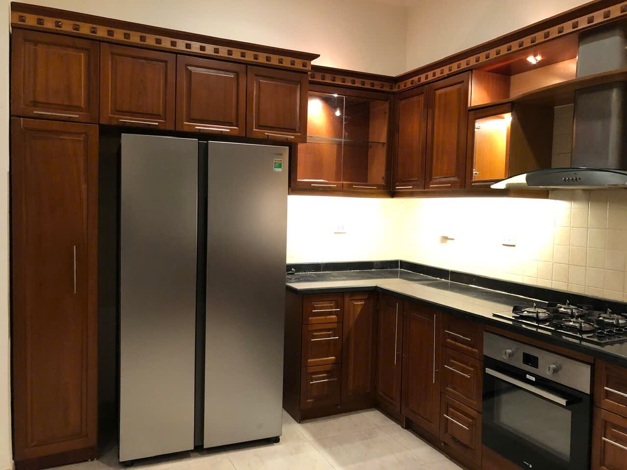 Bán BT Song lập 180m2 gần trường Singapore, khu ở yên tĩnh trong Ciputra. Giá 64 tỷ. 2