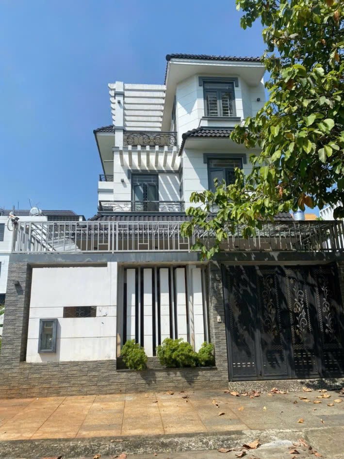 Cho thuê Biệt thự Phường Phú Hữu, Quận 9, Diện tích 160m², Giá 20 Triệu/tháng 6
