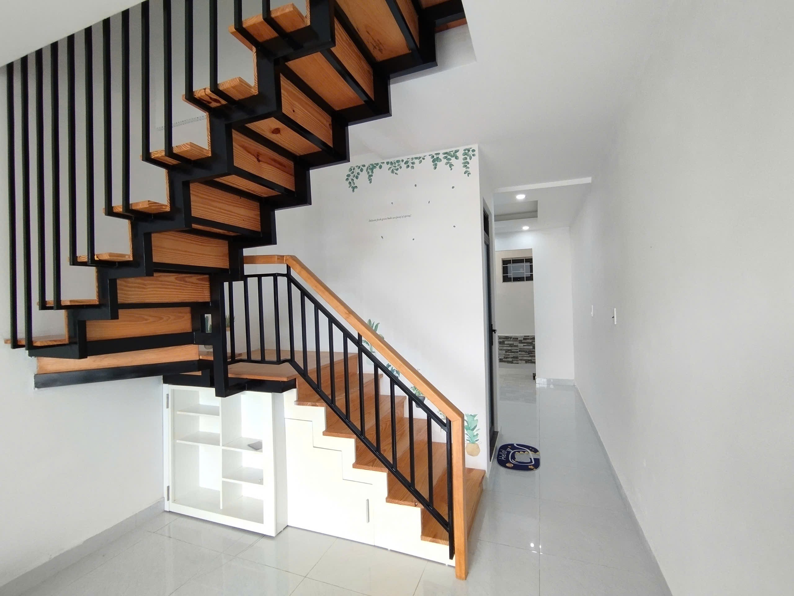Cần Bán nhà 1trệt, 1lầu: đường Vạn Hạnh, P8, Đà Lạt 2