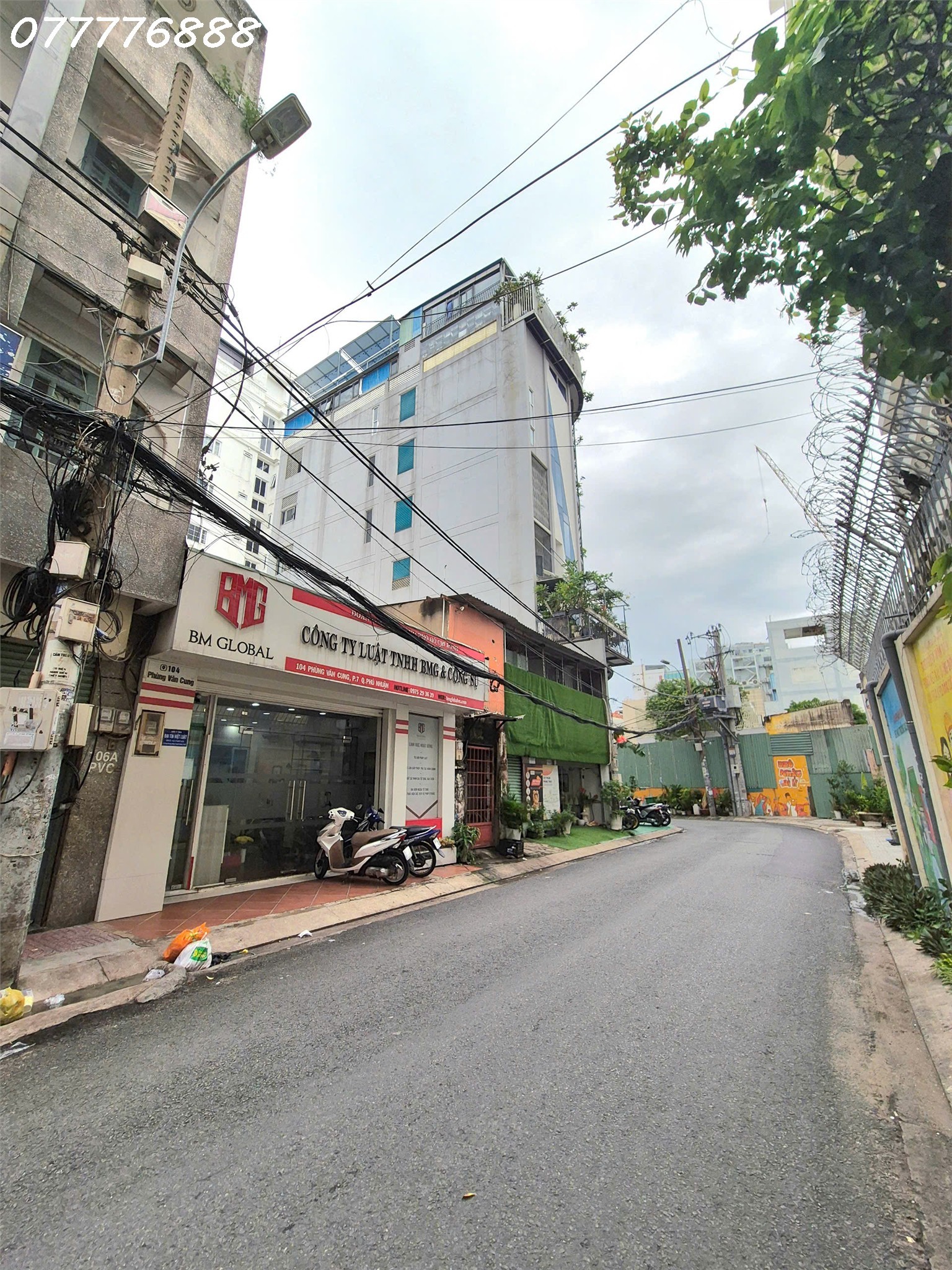 Bán MT Phú Nhuận cách Phan Đăng Lưu 200m vị trí xây tòa nhà 4