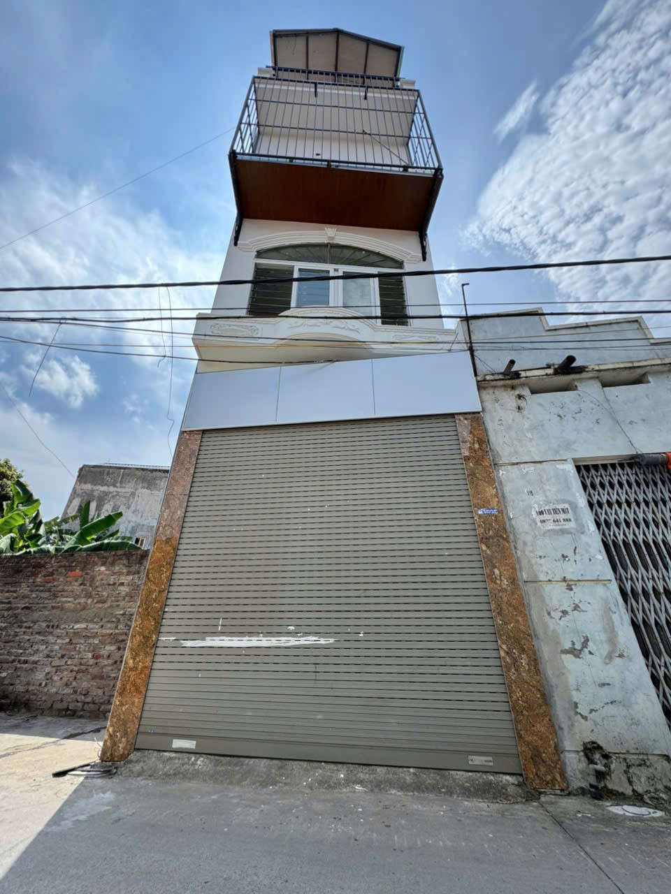 Bán nhà 3 tầng, tổ 7, TT Quang Minh, Mê Linh, HN. Nhà mới, chỉ việc xách đồ về ở.