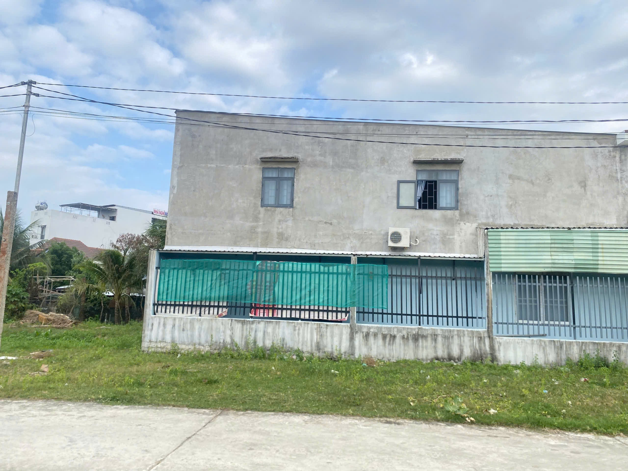 bán lô góc nằm sát ql1a siêu đẹp Ninh Quang Ninh Hòa 0985451850 Xuân XUyên 3