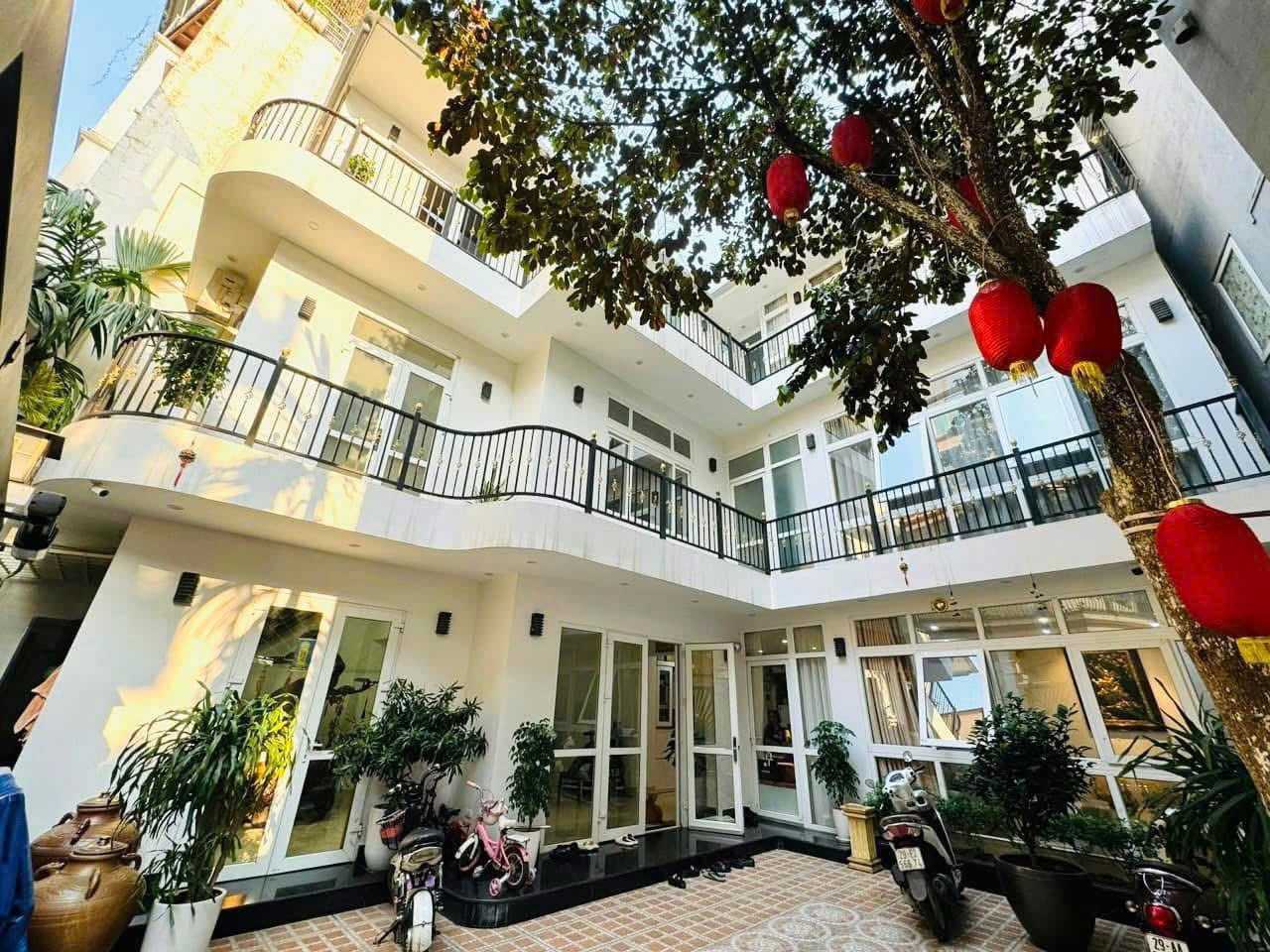 BÁN BIỆT THỰ SIÊU VIP BÁN ĐẢO VŨ MIÊN, TÂY HỒ, VIEW HỒ, Ô TÔ,  DT 170M2* MT 11M* GIÁ 48 TỶ
