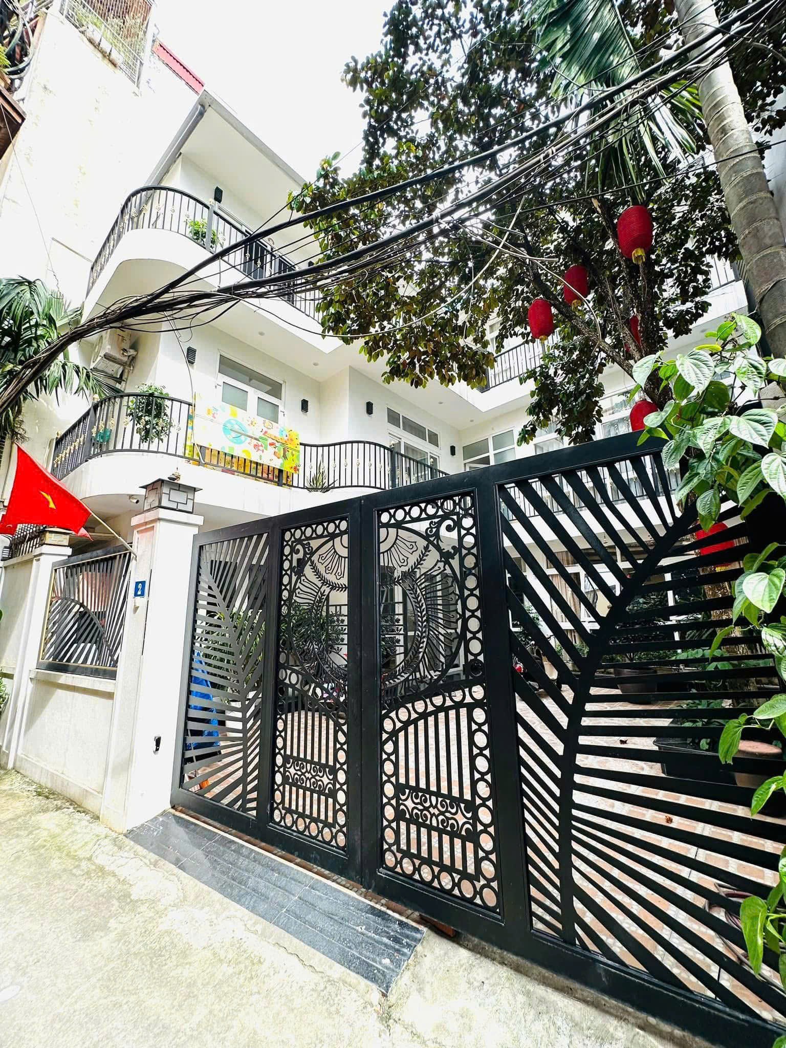 BÁN BIỆT THỰ SIÊU VIP BÁN ĐẢO VŨ MIÊN, TÂY HỒ, VIEW HỒ, Ô TÔ,  DT 170M2* MT 11M* GIÁ 48 TỶ 2